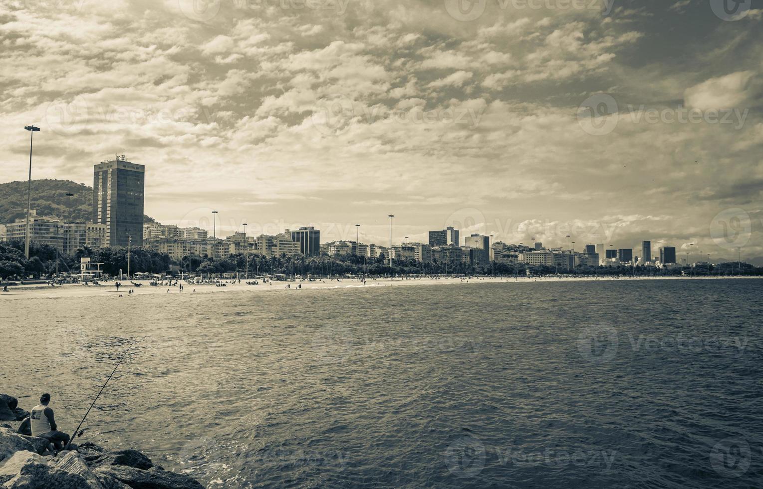 vista panorâmica da praia do flamengo e paisagem urbana rio de janeiro brasil. foto