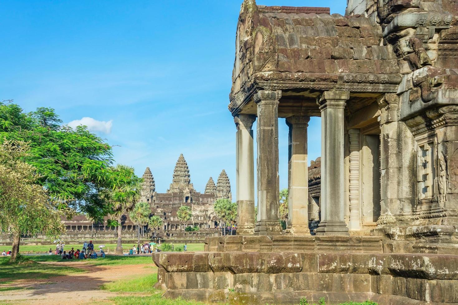 pessoas no templo de Angkor Wat, Siem Reap, Camboja foto