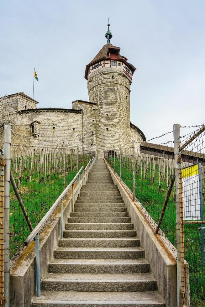 fortaleza de pedra de Munot em Schaffhausen, Suíça foto