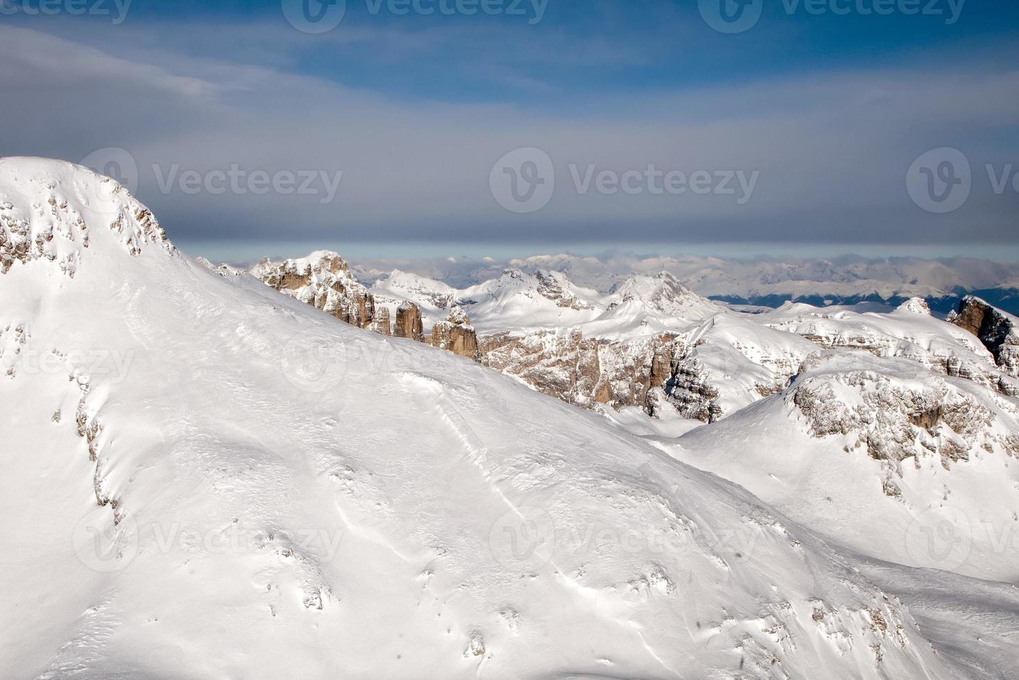 dolomitas vista aérea do céu paisagem panorama foto