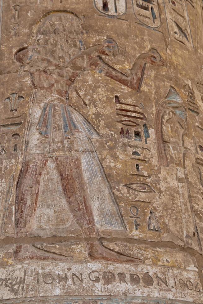 luxor Egito hieróglifos foto