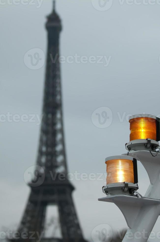 Tour eiffel Visão a partir de bateau foto