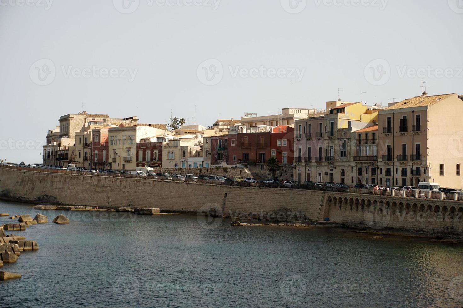 ortigia siracusa sicília itália casas antigas foto