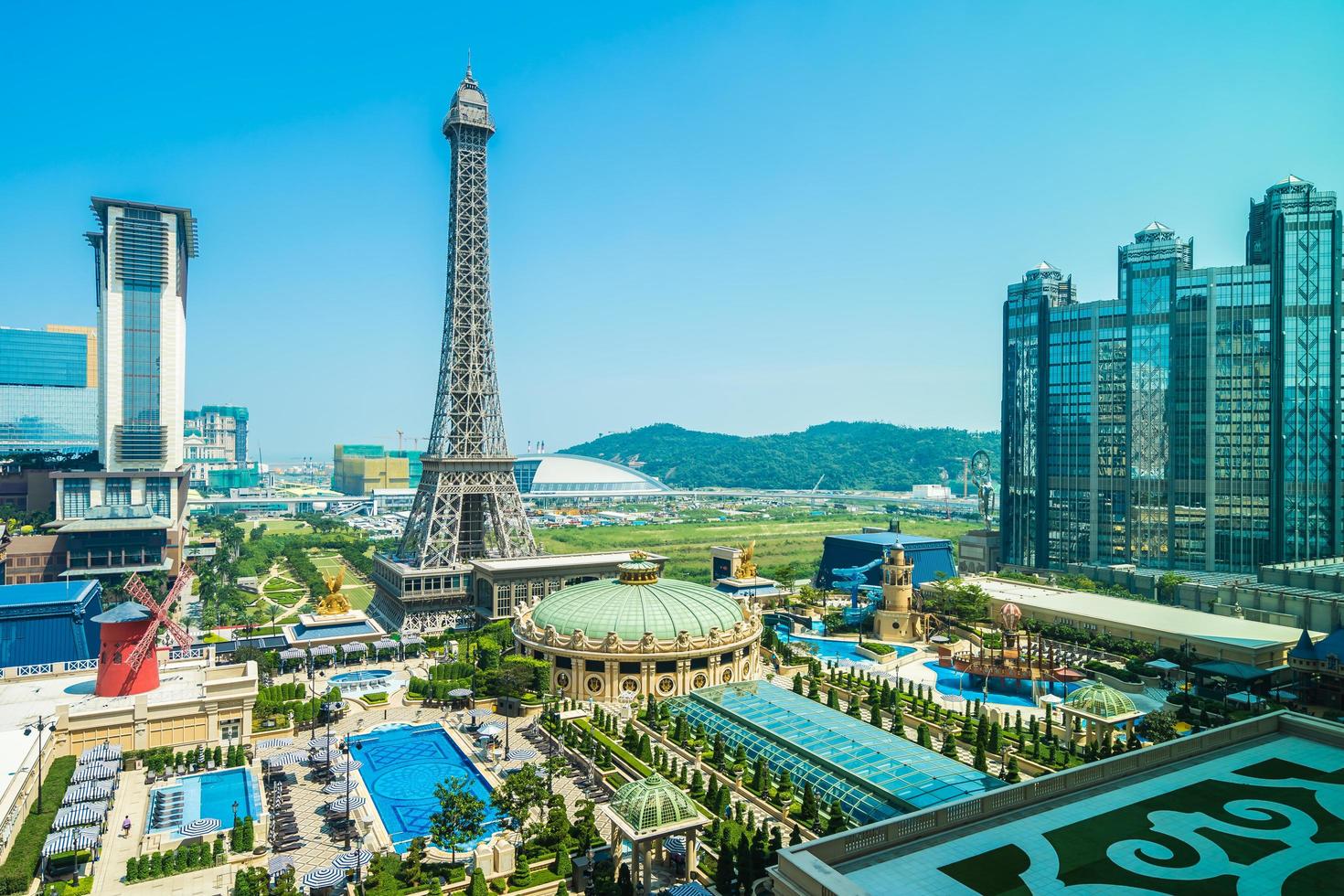 torre eiffel, marco de um hotel e resort parisiense na cidade de macau, 2018 foto