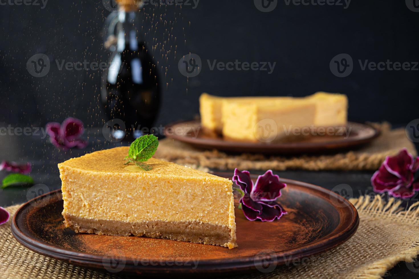 caseiro bolo de queijo com abóbora. fatia do delicioso bolo com abóbora foto