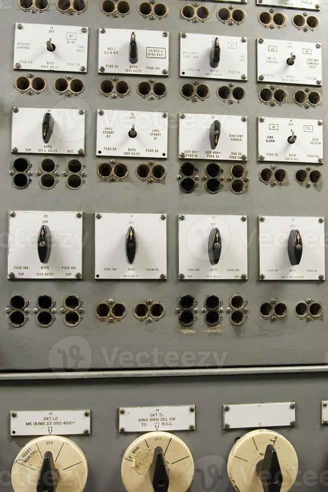 submarino uss rosnador ssg-577 ao controle painel foto