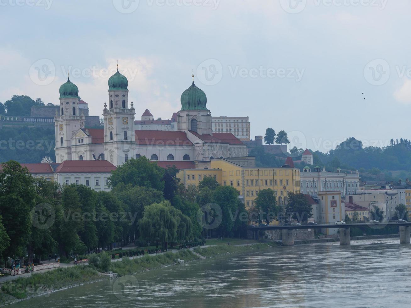 a cidade do passau dentro bavaria foto