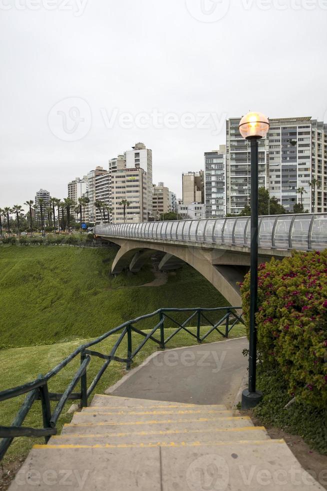 parque del amor em lima, peru foto