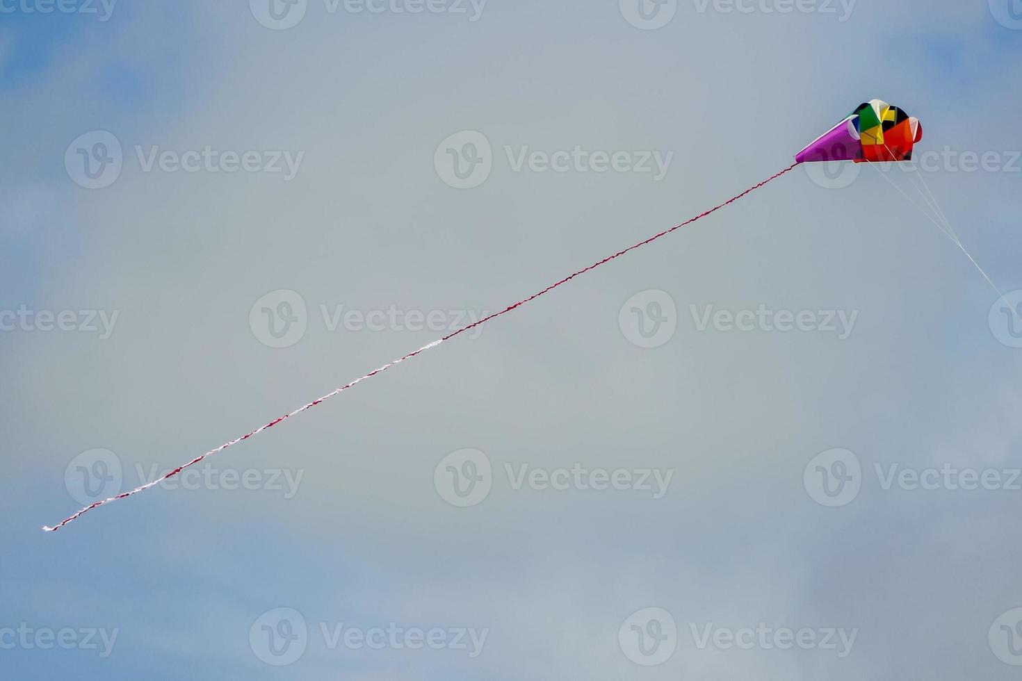 colorida vôo pipa foto