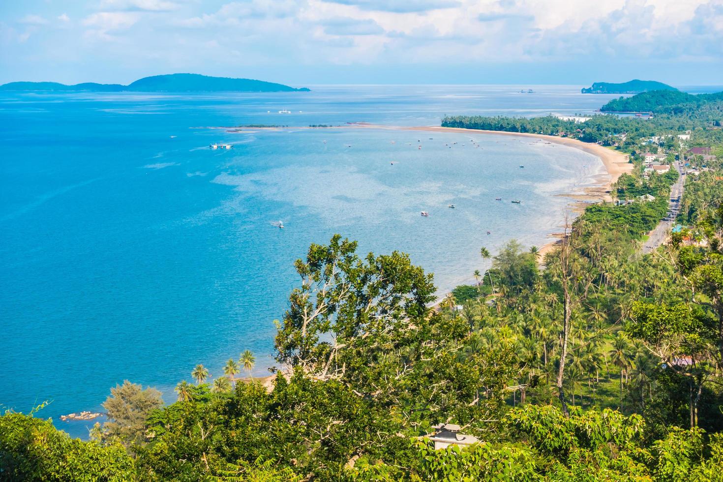 vista do ponto de vista de matsee na província de chumphon, tailândia foto