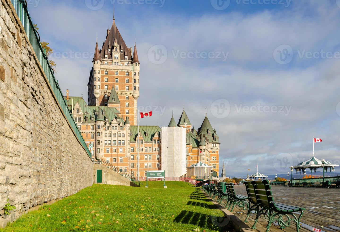 frontenac castelo e dufferin terraço dentro velho quebec cidade, Canadá foto