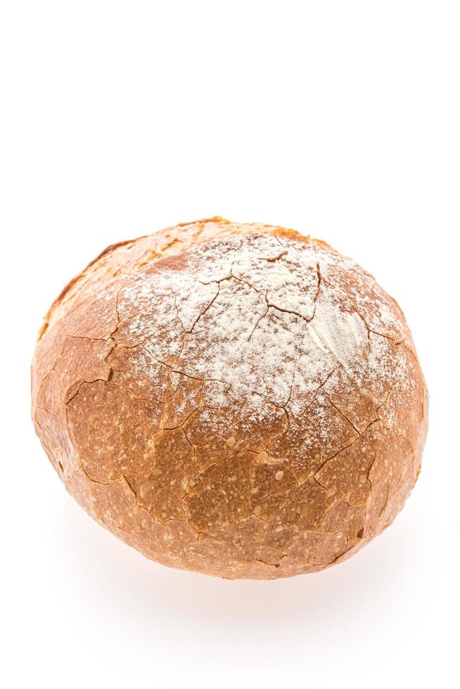 pão de massa azeda em fundo branco foto
