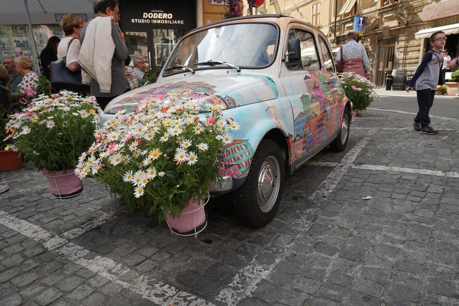 genoa, itália - 5 de maio de 2018 - retorno da euroflora a genoa no cenário único dos parques nervi foto