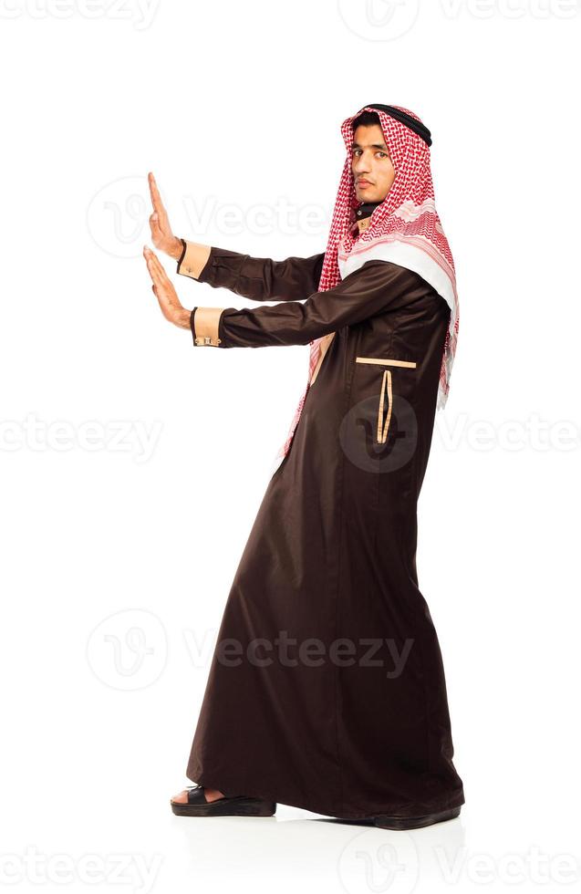 árabe homem de negocios empurrando isolado em a branco foto