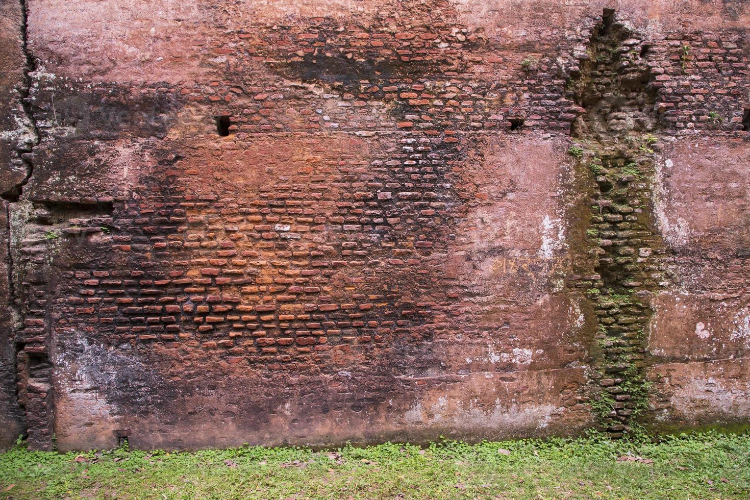 velho histórico construção tijolo parede grunge padronizar textura pode estar usava Como uma fundo papel de parede foto