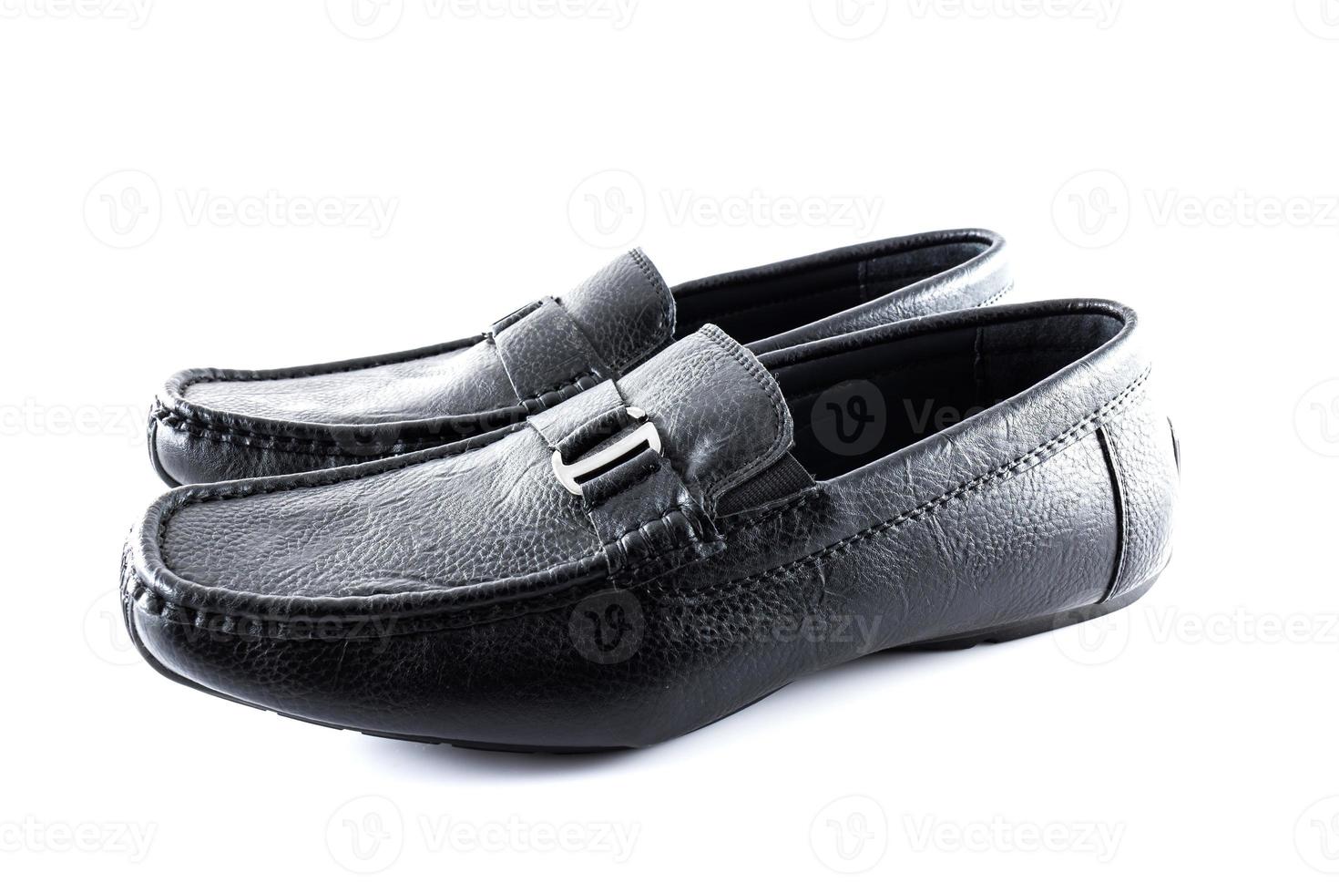 par do Preto masculino clássico sapatos em branco fundo foto