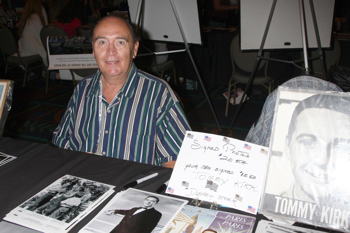 Tommy Kirk às a hollywood colecionadores mostrar dentro burbank ca em Julho 18 2009 2008 foto