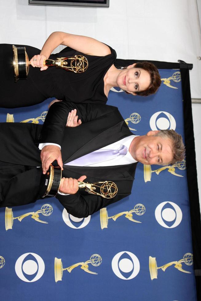 tina feérico alec baldwinin a pressione quarto às a 2009 horário nobre emmy prêmios nokia teatro às la livelos angeles caseptember 20 20092009 foto