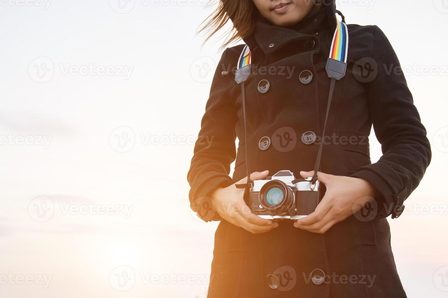 menina com dela Câmera foto