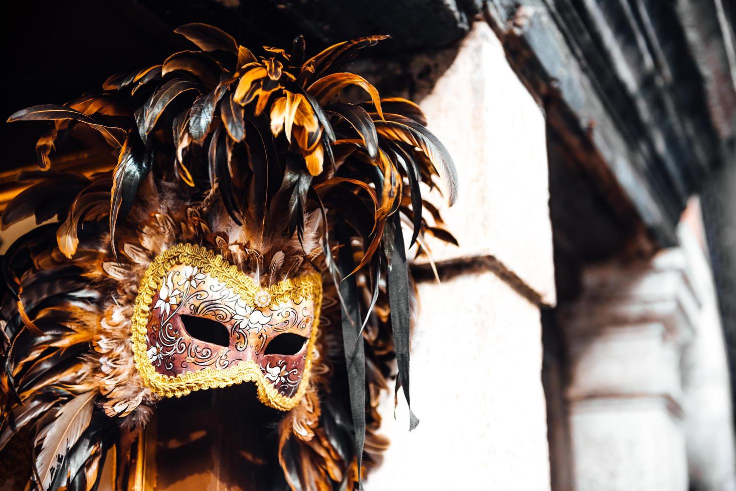 veneza, itália 2017- vitrine veneziana com máscaras foto