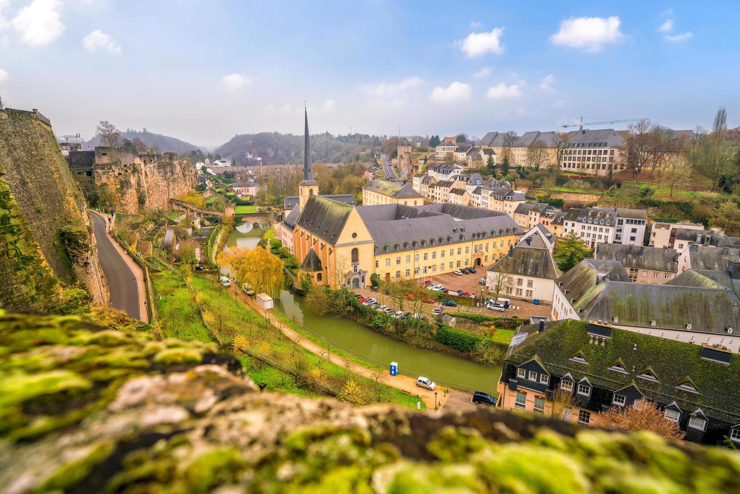 horizonte da cidade velha de luxemburgo vista de cima foto