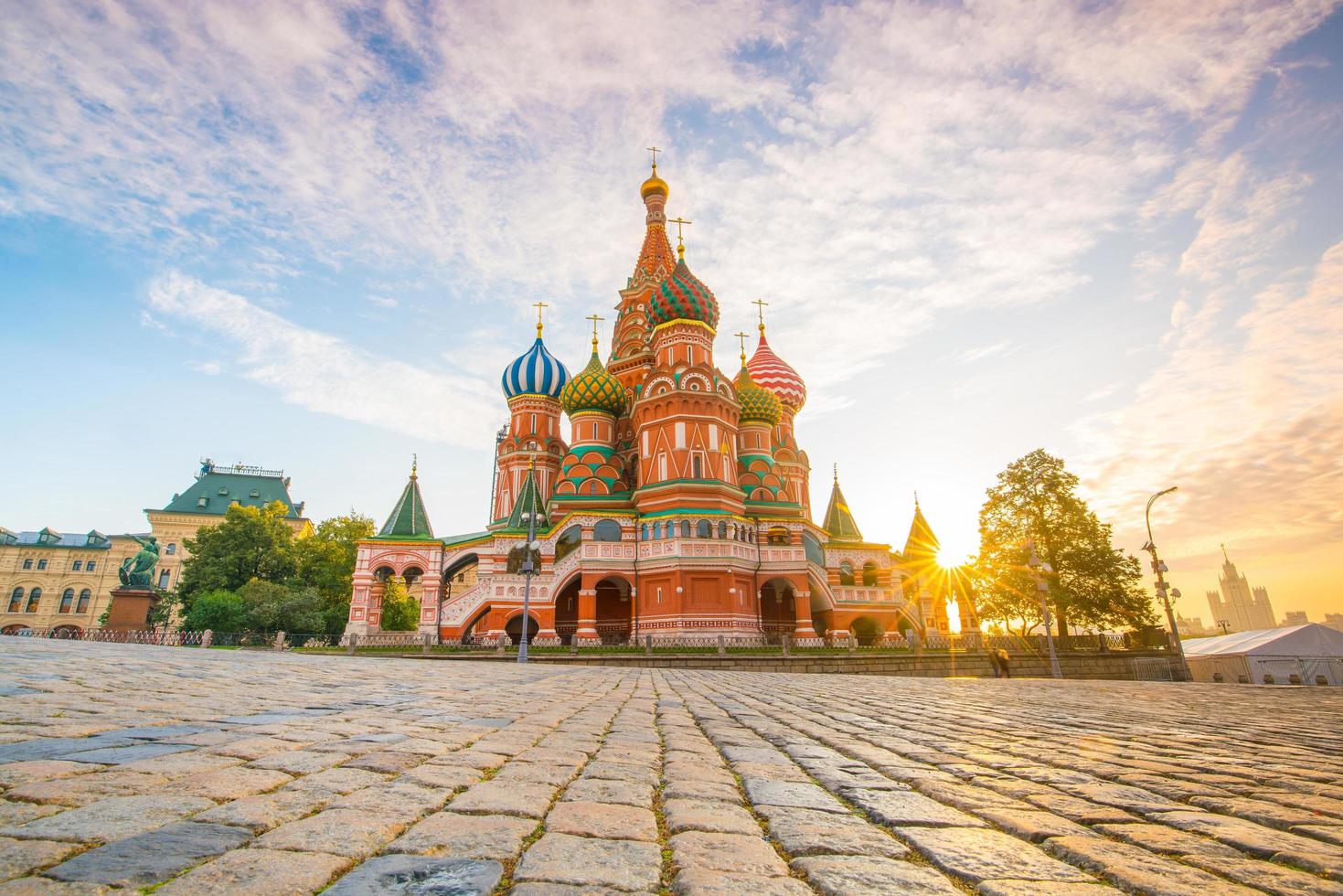 catedral do manjericão na praça vermelha de Moscou foto