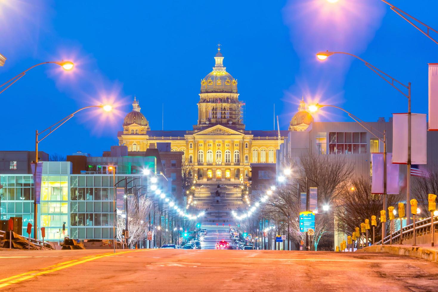 capitólio do estado em des moines, iowa foto