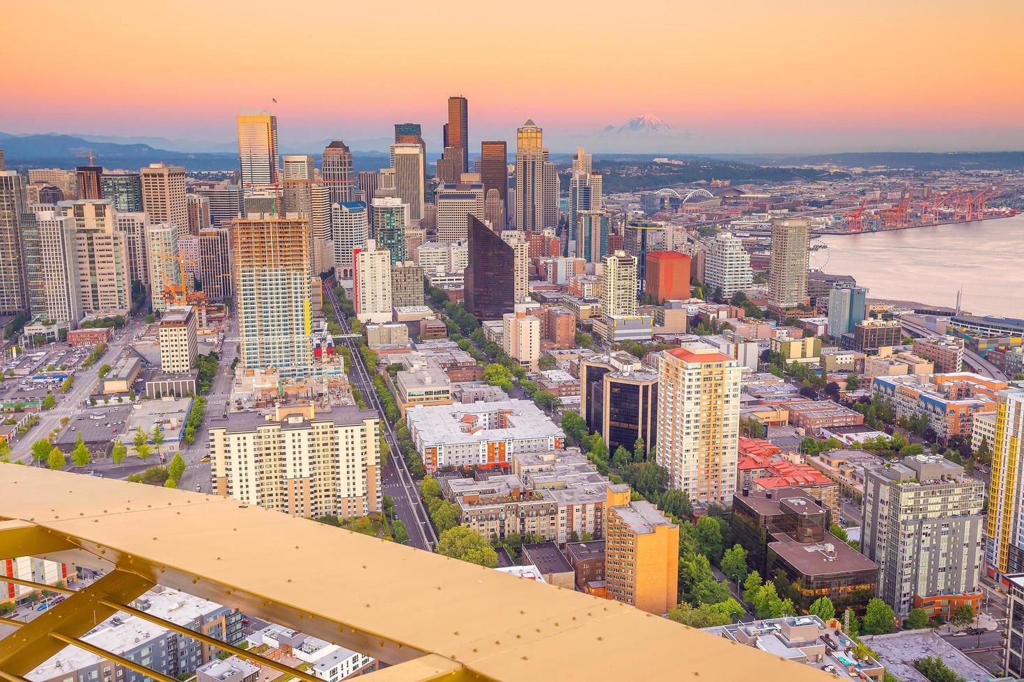 paisagem urbana da cidade de Seattle no centro da cidade no estado de Washington, EUA foto