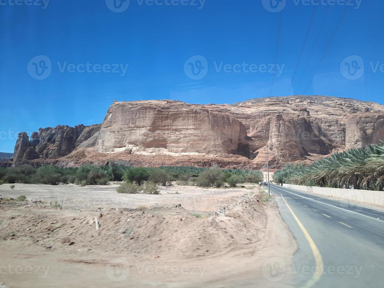 lindo dia Visão do al hegra, senhora Saleh arqueológico local dentro al ula, saudita arábia. foto