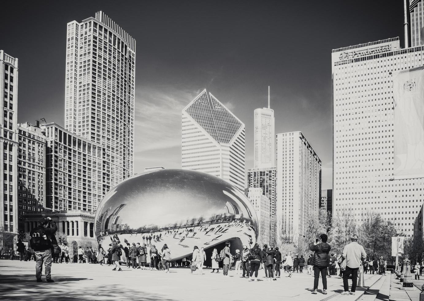marcha 4 2023. Chicago, illinois. a feijão é uma trabalhos do público arte dentro a coração do Chicago. a escultura, que é intitulado nuvem portão, é 1 do a os mundos maior permanente ao ar livre arte instalações. foto