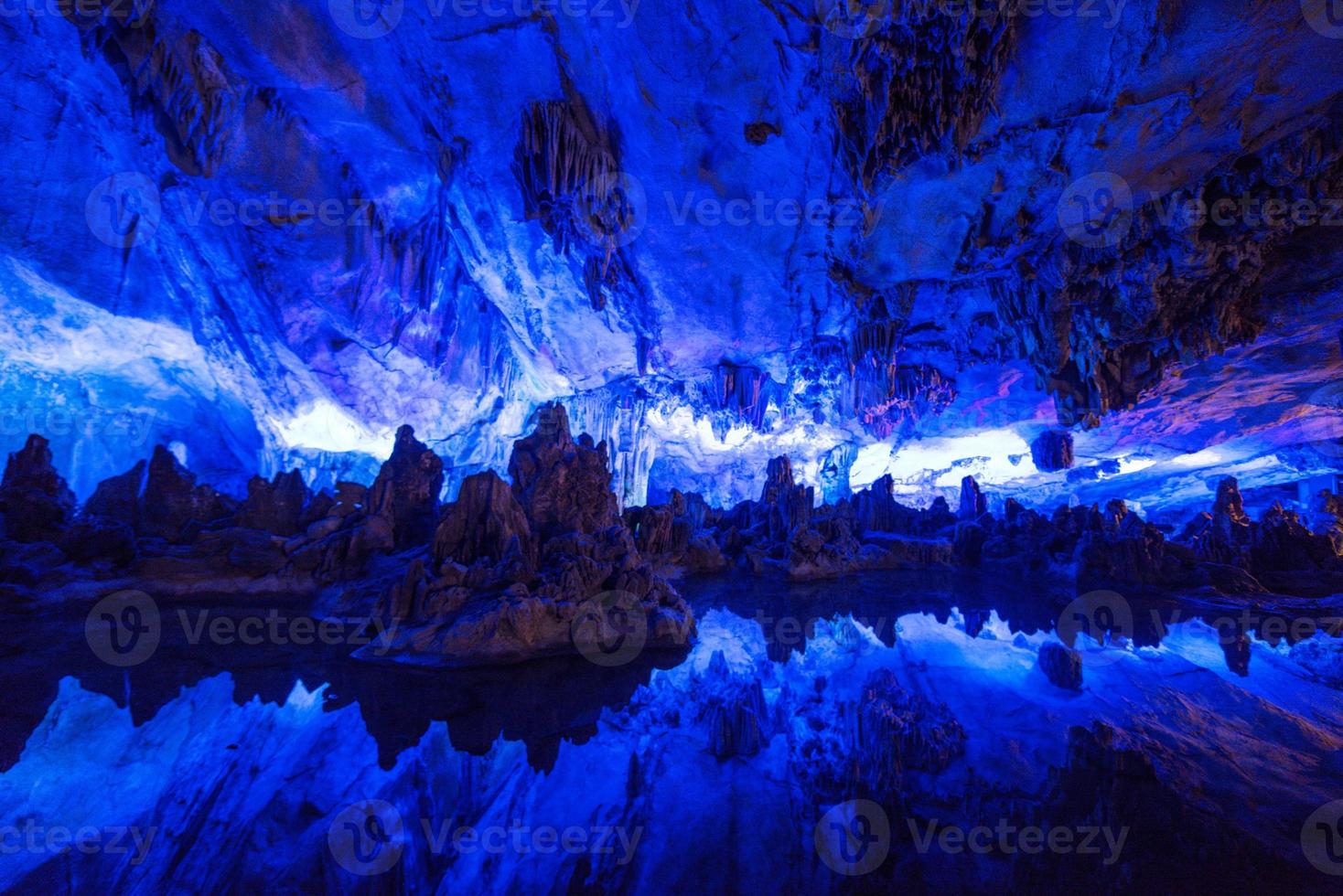 cana flauta caverna às Guilin, gunagxi, China foto