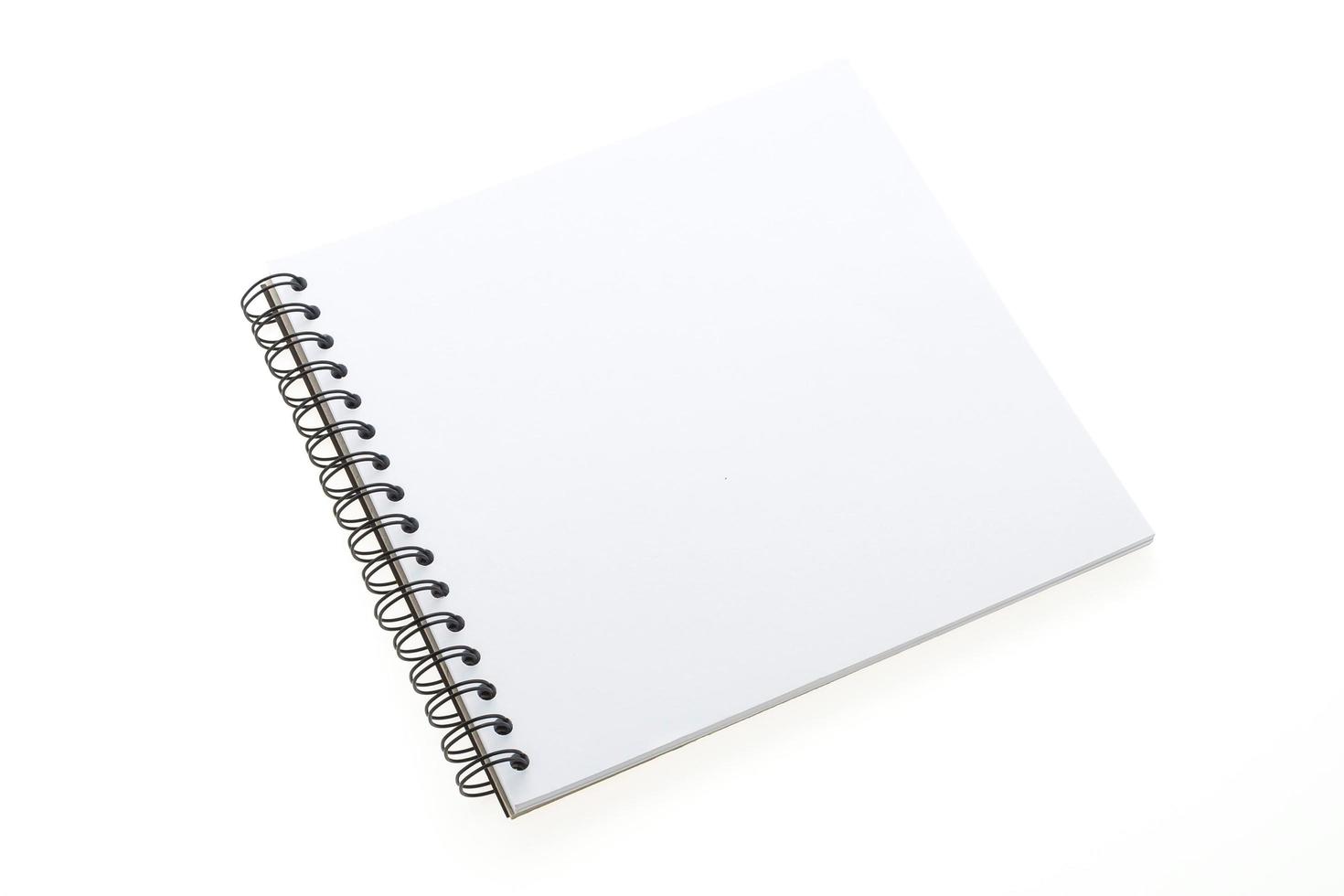 caderno em branco isolado foto