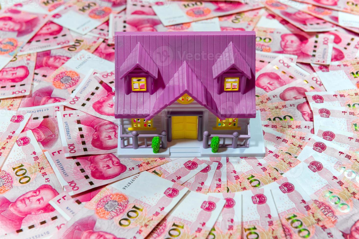 yuan ou rmb, chinês moeda e casa foto