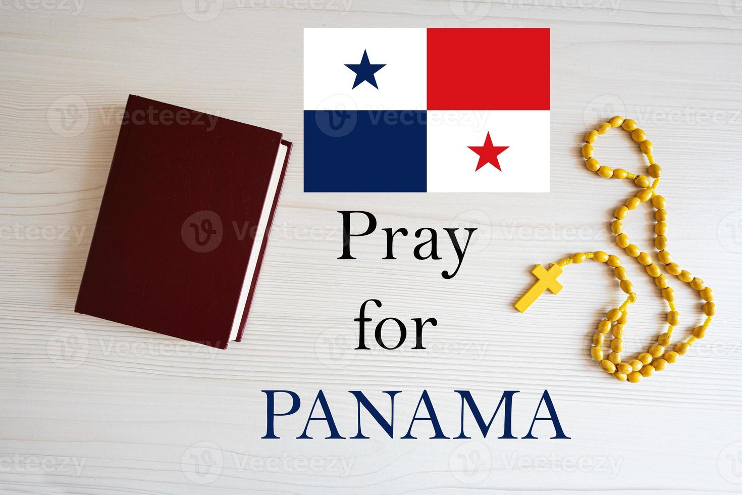 orar para Panamá. rosário e piedosos Bíblia fundo. foto