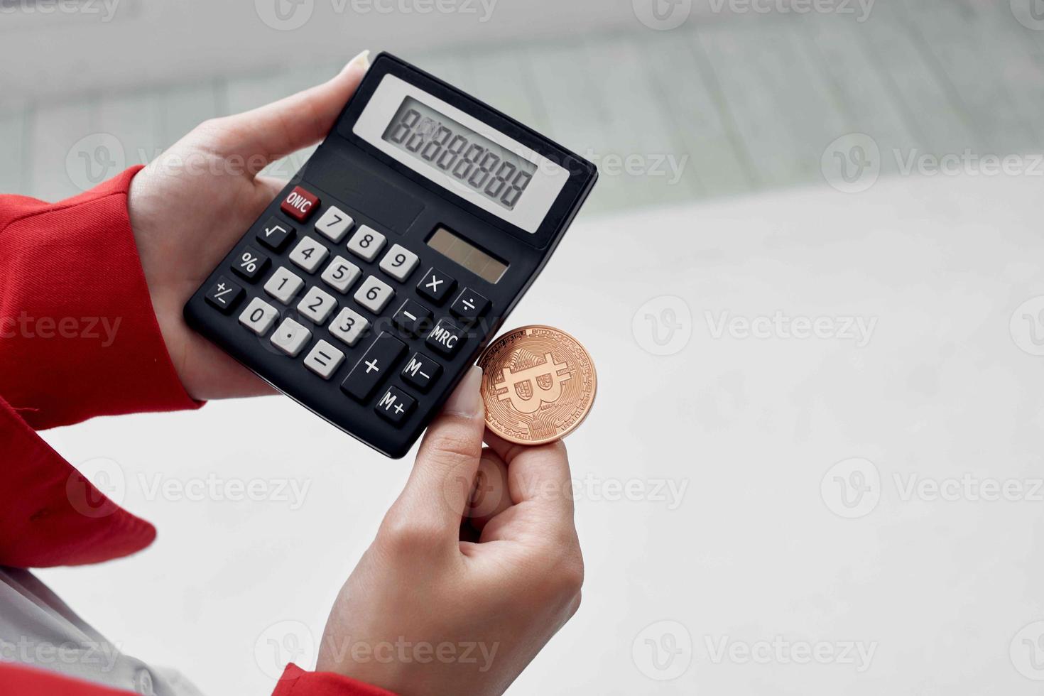 criptomoeda bitcoin calculadora calculando a custo do Internet finança foto