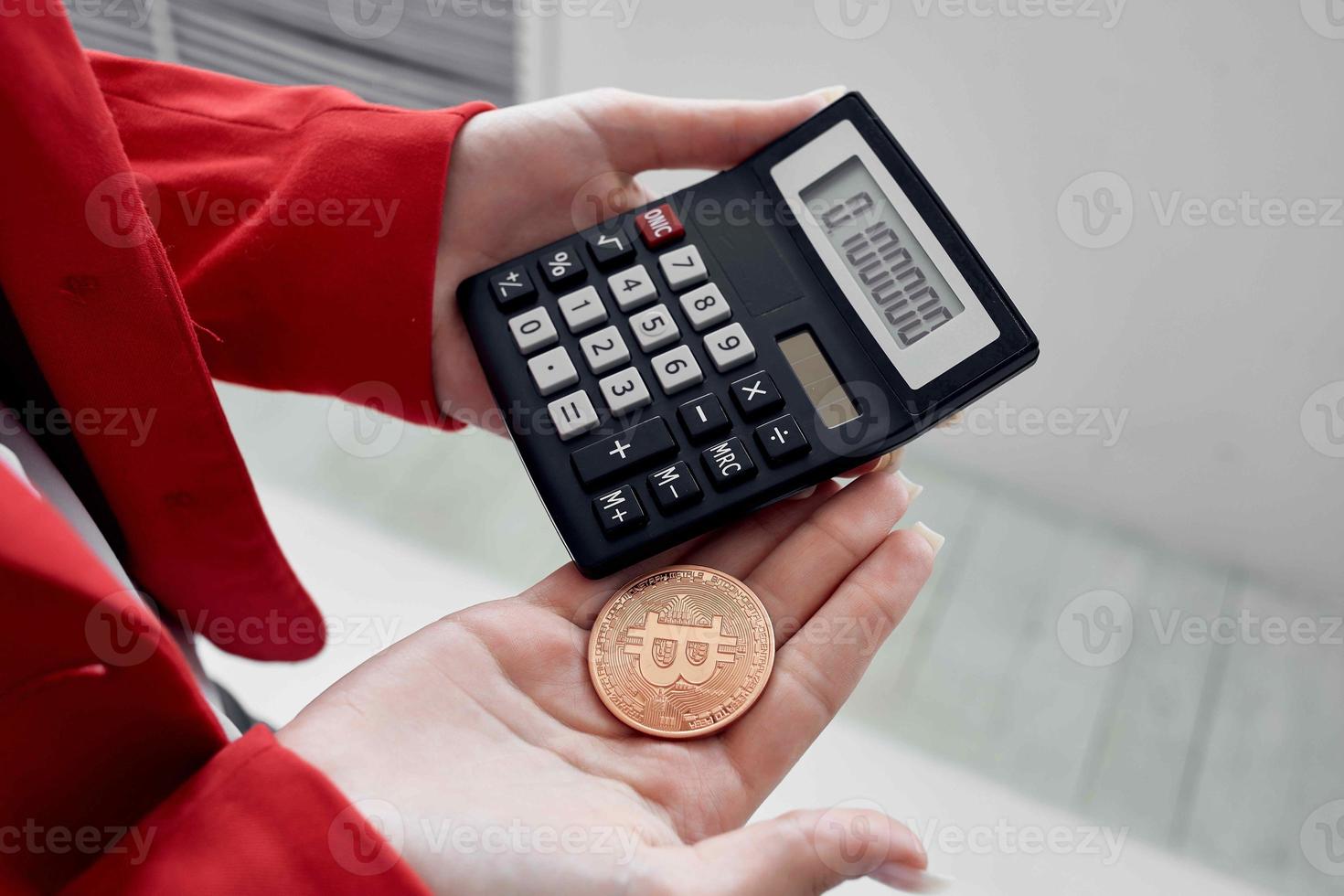 criptomoeda bitcoin calculadora calculando a custo do Internet finança foto