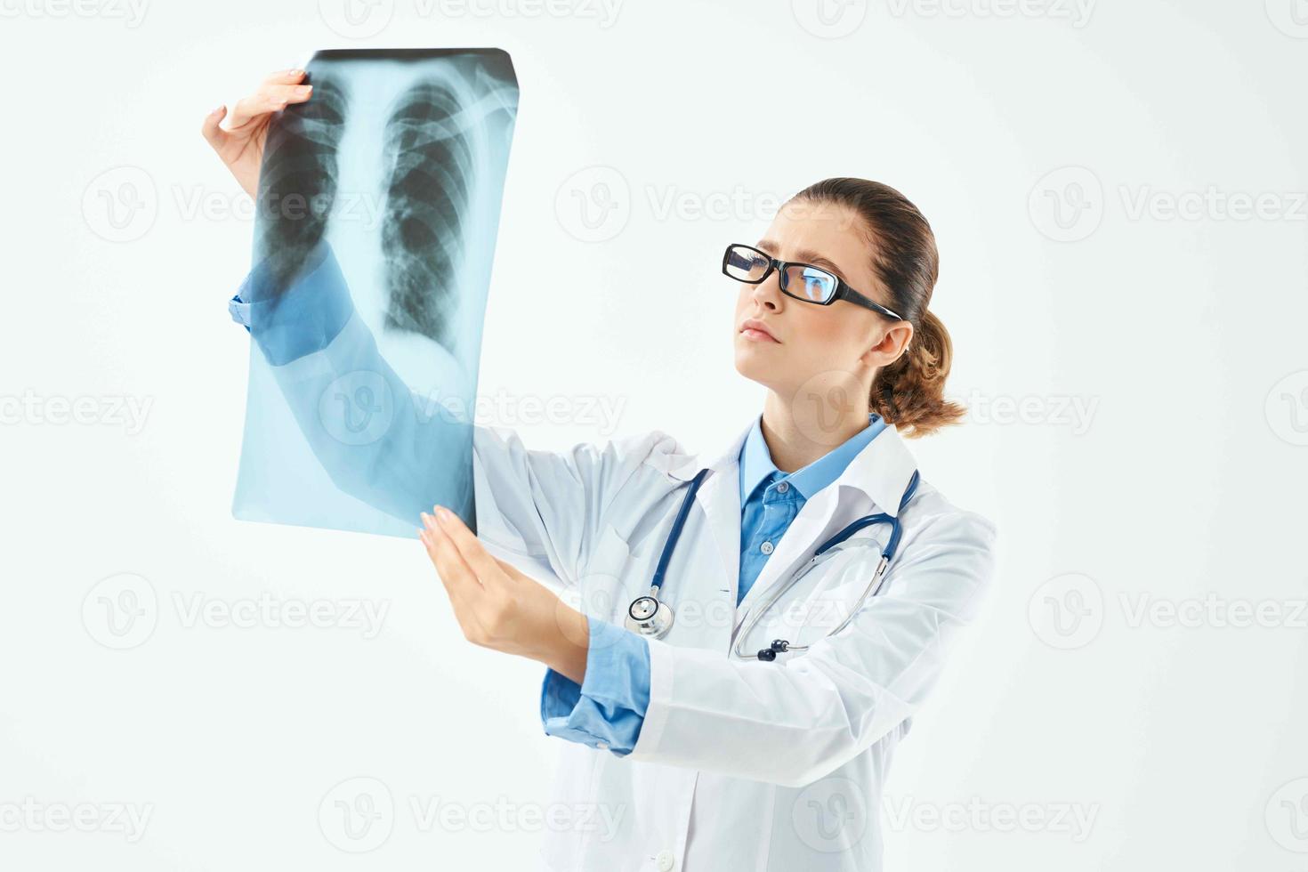 mulher médico hospital pesquisa diagnóstico estetoscópio exame foto