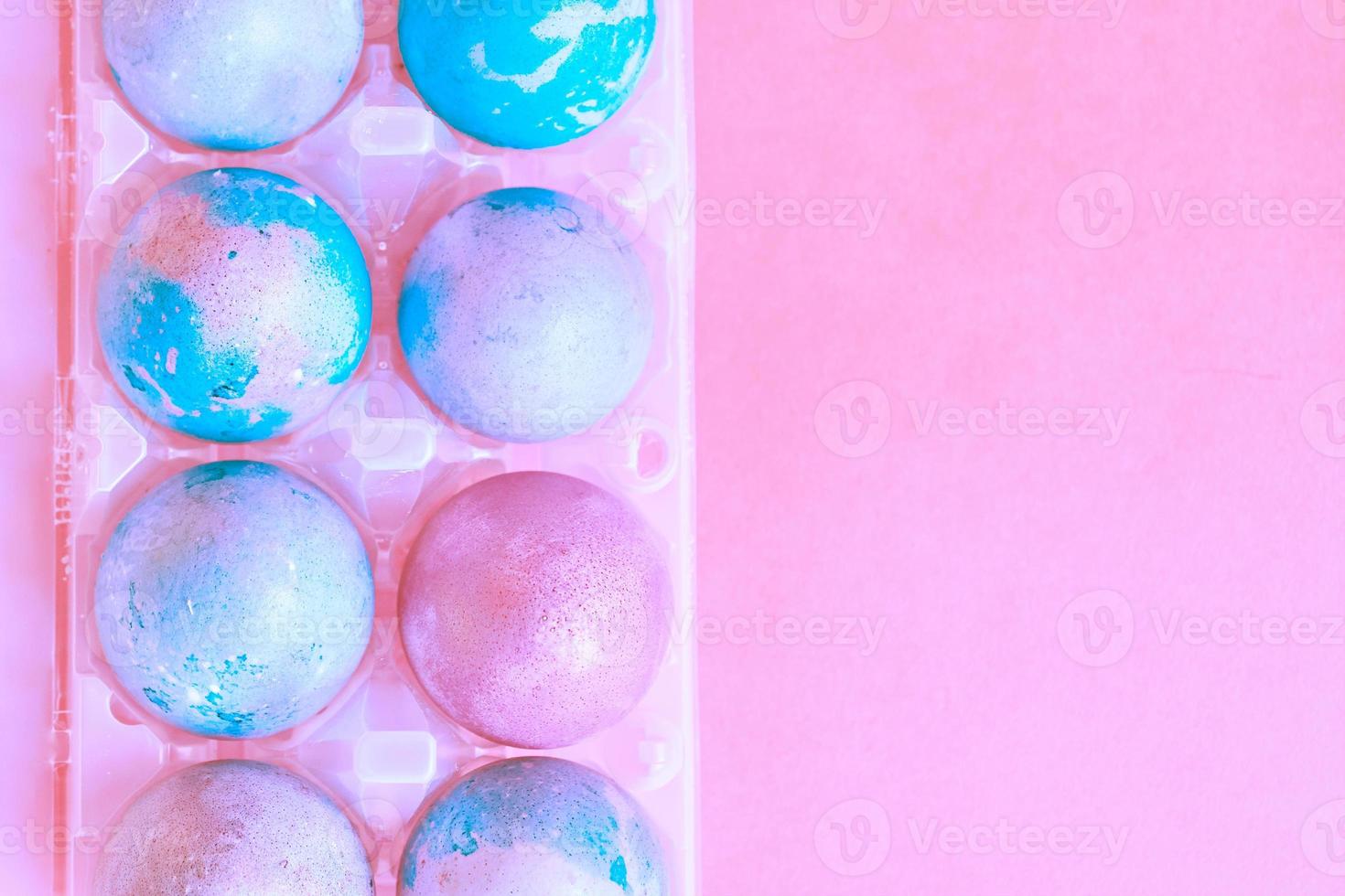 ovos de páscoa com padrão espacial intergaláctico foto