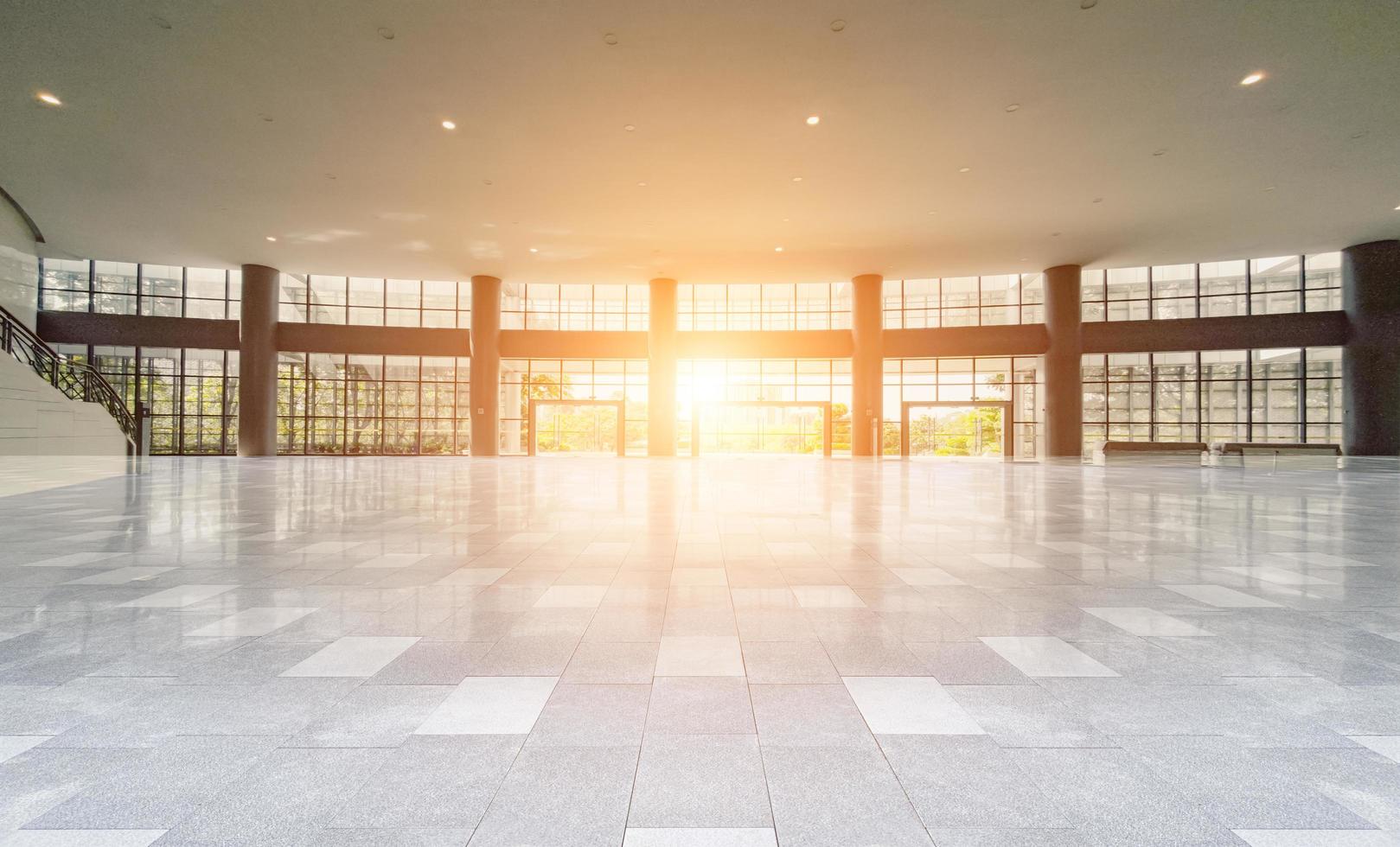 moderno construção não tripulado corredor interior espaço terra fundo foto