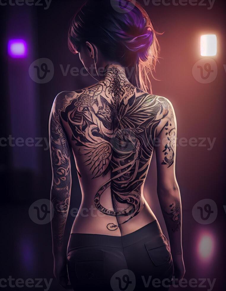 uma tatuado mulher esculpido cheio corpo costas imagem generativo ai foto