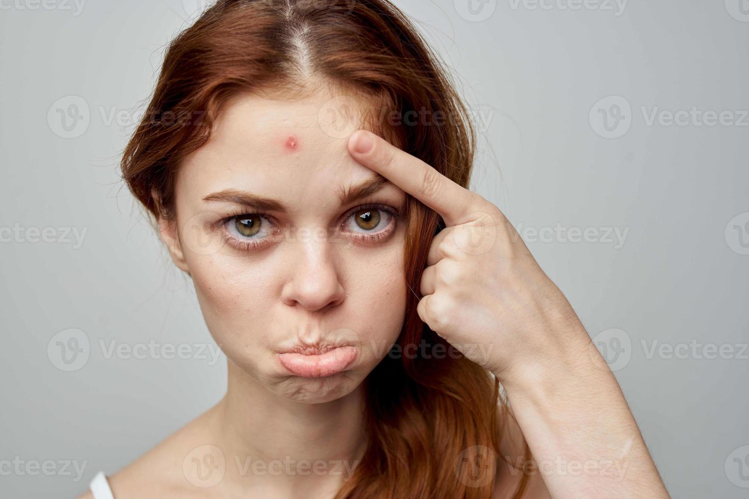 bonita mulher pele problemas cosmetologia estúdio foto