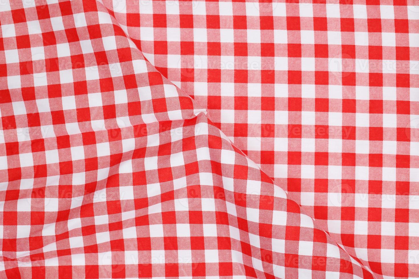 vermelho branco xadrez toalha de mesa fundo foto