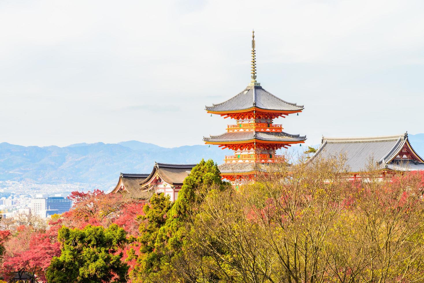 templo kiyomizu dera em kyoto, japão foto