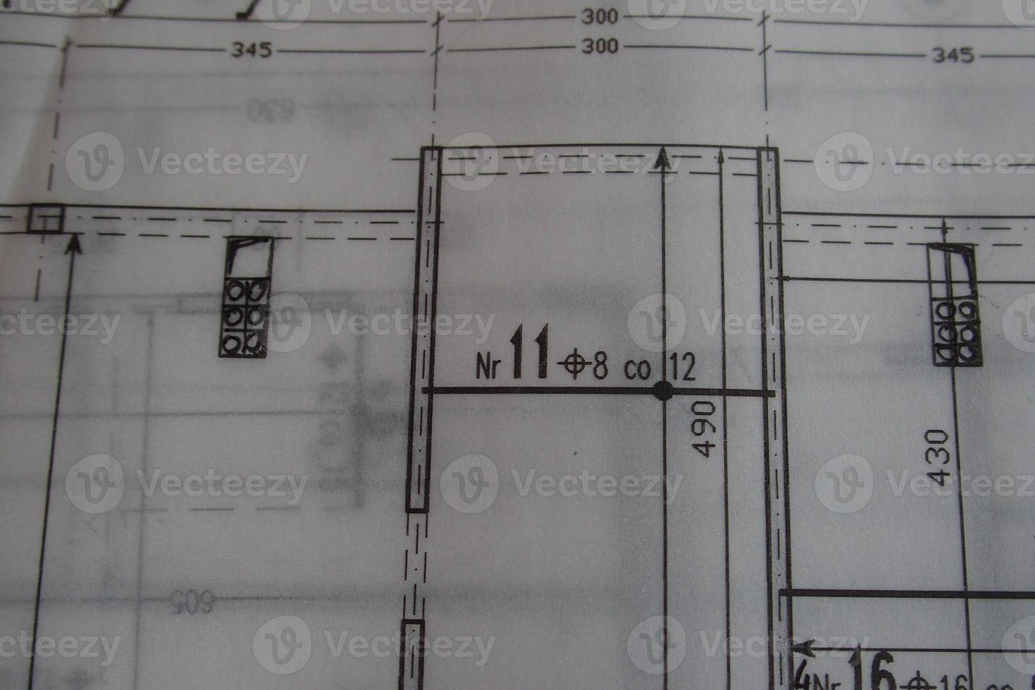 manual técnico desenhando fez com uma lápis em rastreamento papel foto