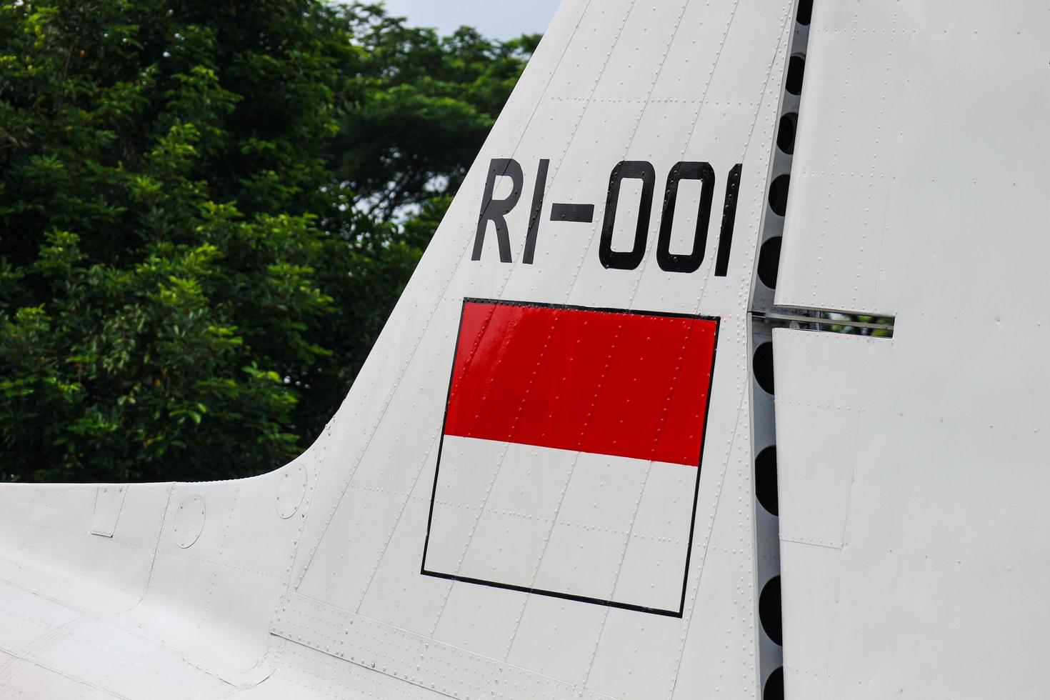 Jacarta, Indonésia dentro Julho 2022. Dakota ri-001 seulawah é uma transporte aeronave que é a primeiro aeronave pertencer para a república do Indonésia foto
