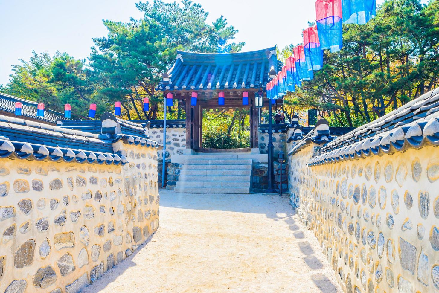 vila de namsangol hanok em seul, coreia do sul foto