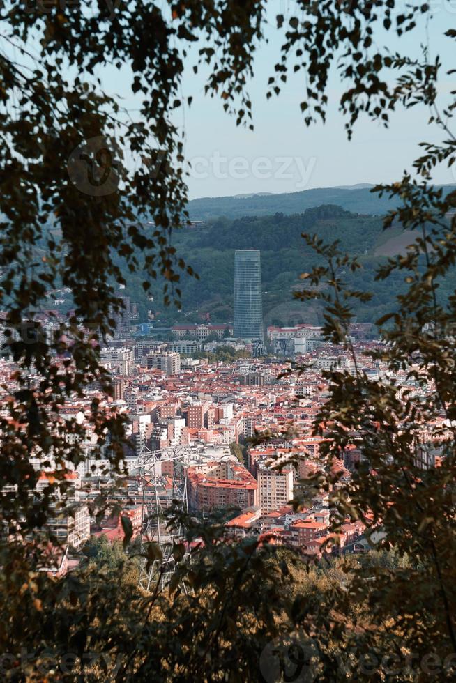 paisagem urbana e arquitetura dentro Bilbao cidade, Espanha, viagem destino foto