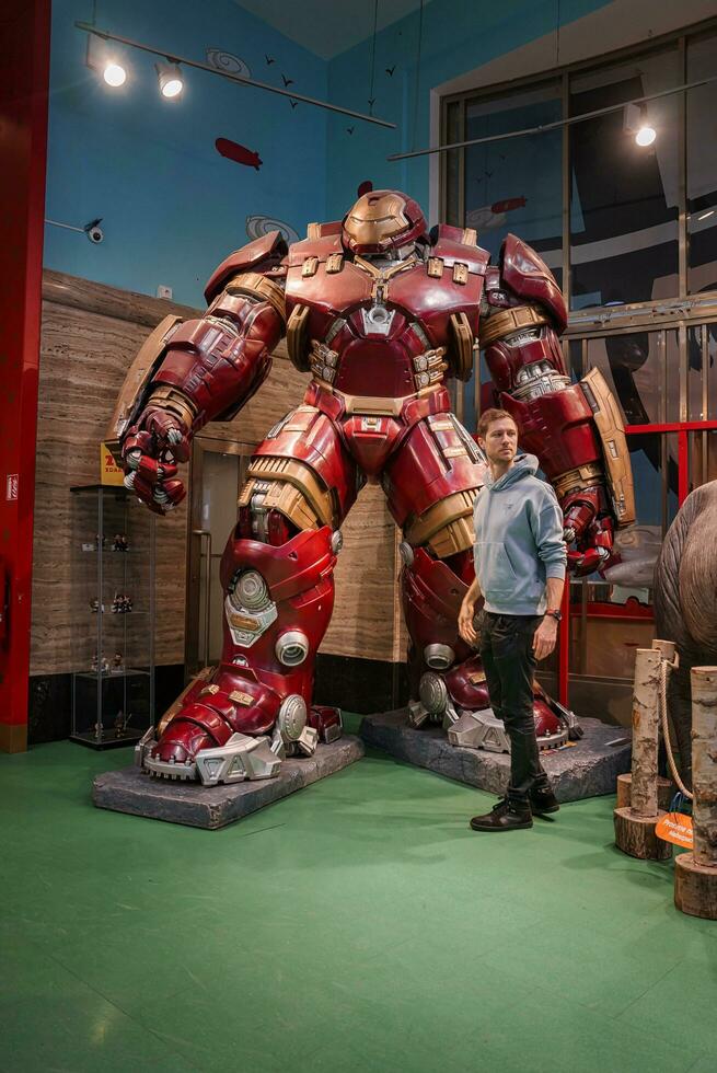 hulk imbecil ferro homem traje às a madame Tussauds foto