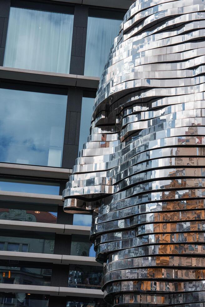 david cerny cabeça escultura do franz kafka cabeça dentro Praga. foto