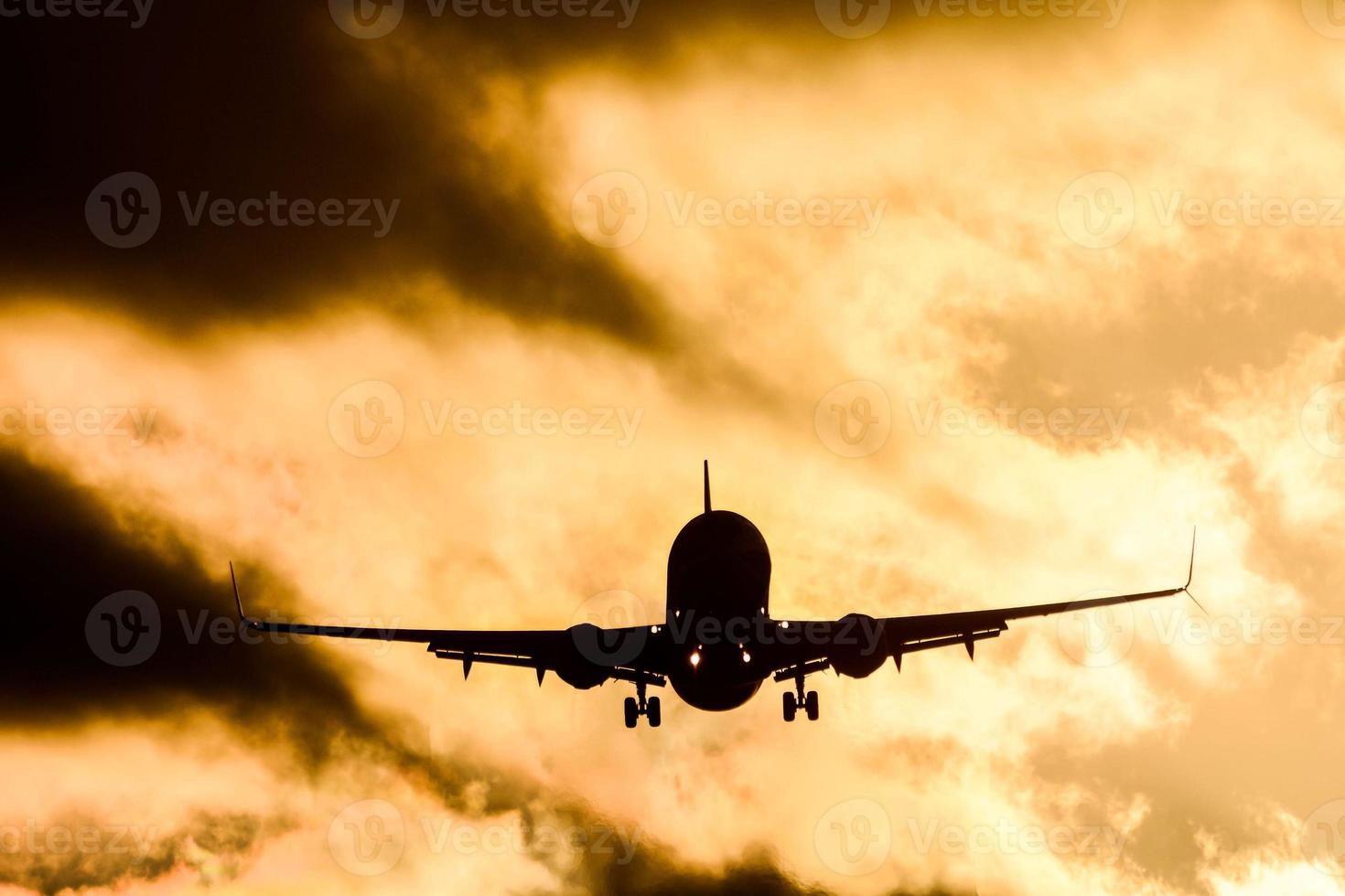 uma avião vôo foto